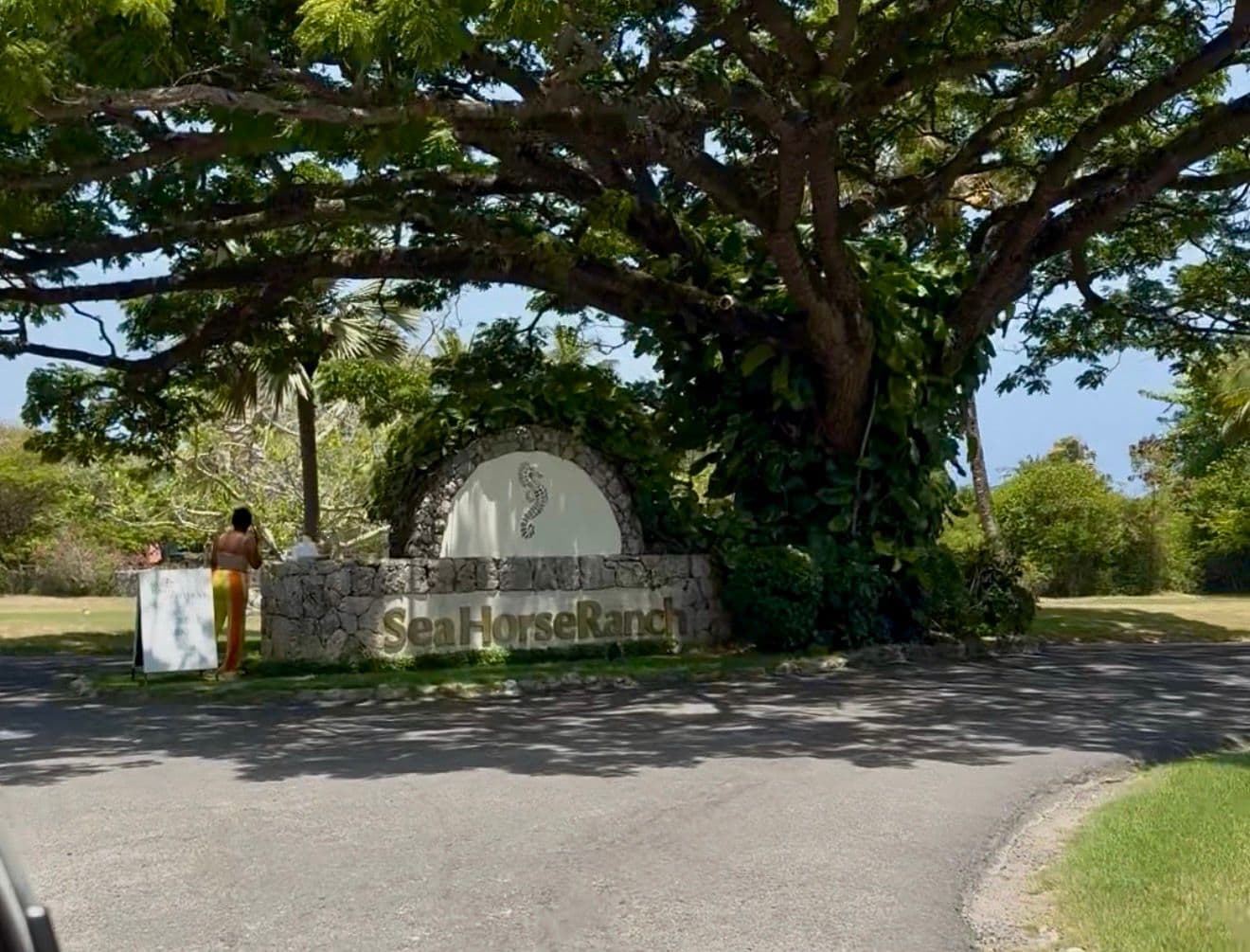 The beautiful entrance to Sea Horse Ranch Gated Community